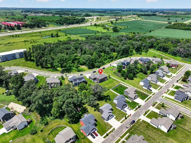 6788 Larkspur Parkway NW, Rochester, MN 55901