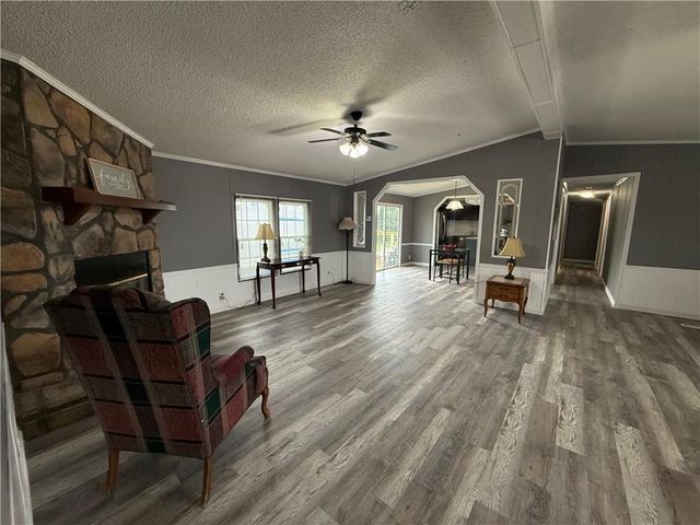 16007 Oval Avenue, Altamont, MO 64620