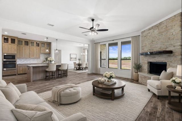 460 Solo Ridge Drive, Waxahachie, TX 75167