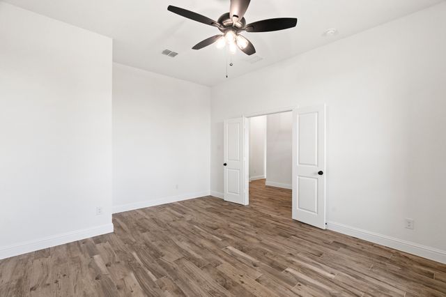 460 Solo Ridge Drive, Waxahachie, TX 75167