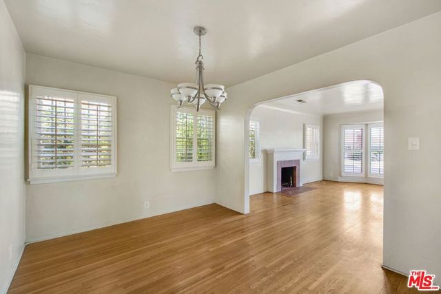 3785 Degnan Boulevard, Los Angeles, CA 90018