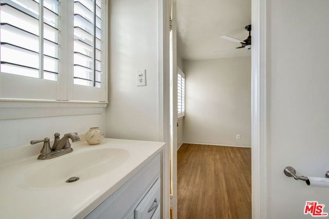 3785 Degnan Boulevard, Los Angeles, CA 90018