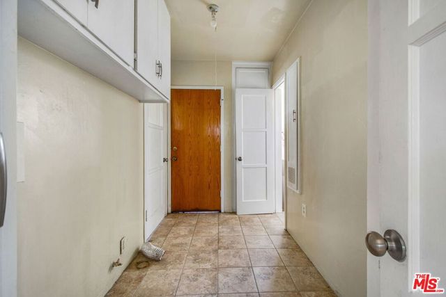 3785 Degnan Boulevard, Los Angeles, CA 90018