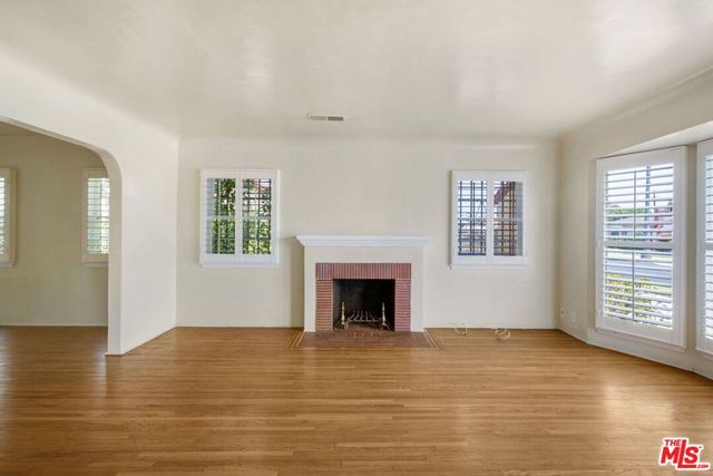 3785 Degnan Boulevard, Los Angeles, CA 90018