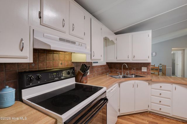 628 Magnolia Drive, Sunset Beach, NC 28468