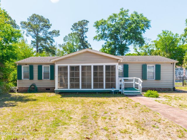628 Magnolia Drive, Sunset Beach, NC 28468