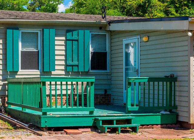 628 Magnolia Drive, Sunset Beach, NC 28468