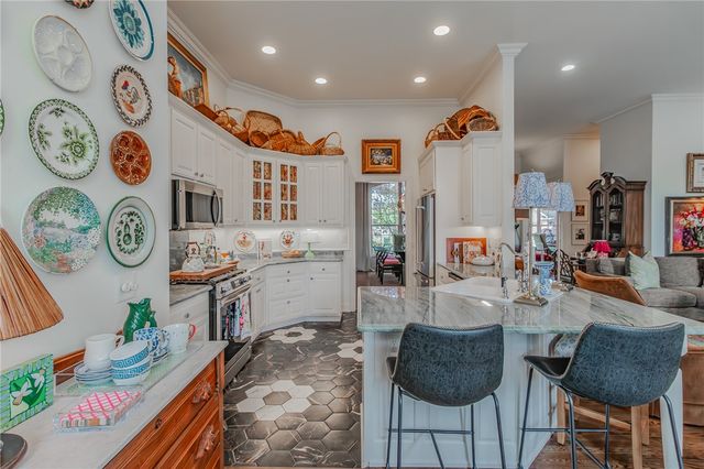 4410 W Arlington Drive, Rogers, AR 72758