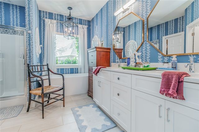 4410 W Arlington Drive, Rogers, AR 72758