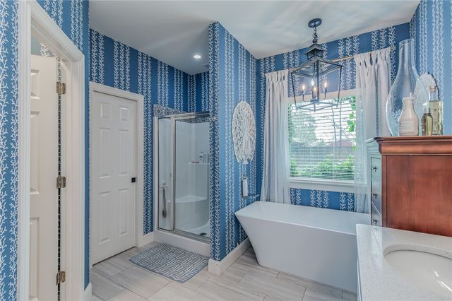 4410 W Arlington Drive, Rogers, AR 72758