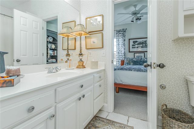 4410 W Arlington Drive, Rogers, AR 72758