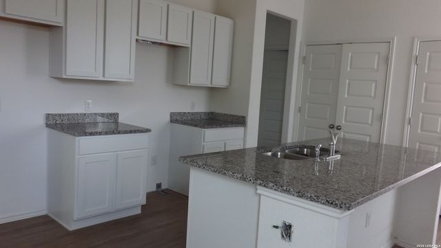 9818 Chevalier Forest, San Antonio, TX 78221