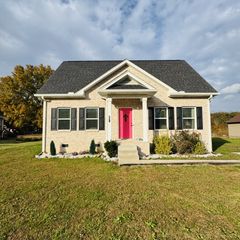 258 Green Meadow Dr, Smithville, TN 37166