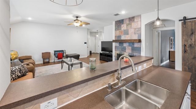 1512 Rosson Road, Little Elm, TX 75068
