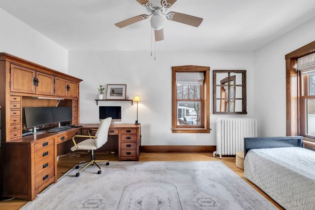 17 S Maple Street, Mount Prospect, IL 60056