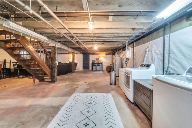 17 S Maple Street, Mount Prospect, IL 60056