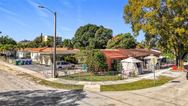3601 SW 7th St, Miami, FL 33135