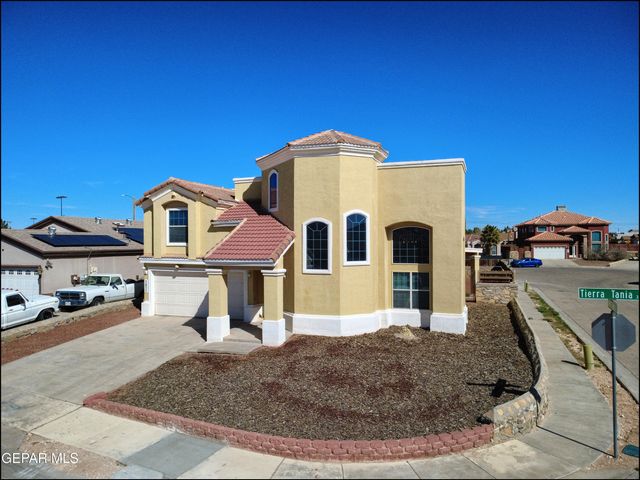 3832 TIERRA TANIA Lane, El Paso, TX 79938