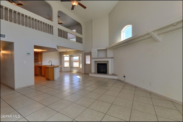 3832 TIERRA TANIA Lane, El Paso, TX 79938