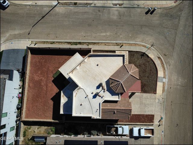 3832 TIERRA TANIA Lane, El Paso, TX 79938