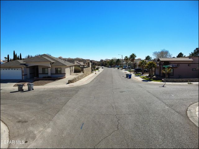 3832 TIERRA TANIA Lane, El Paso, TX 79938