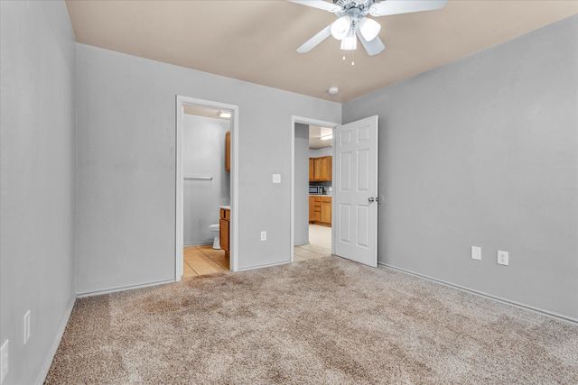 303 N Clinton Avenue, Lubbock, TX 79416