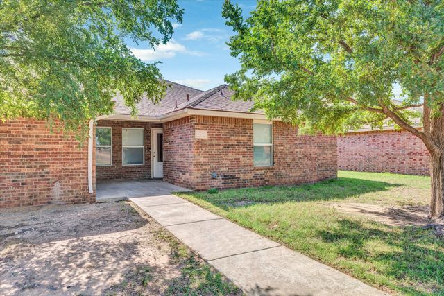 303 N Clinton Avenue, Lubbock, TX 79416