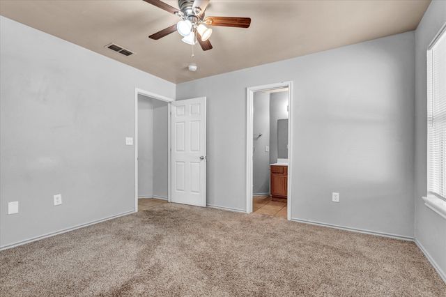 303 N Clinton Avenue, Lubbock, TX 79416