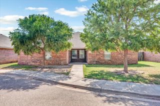 303 N Clinton Avenue, Lubbock, TX 79416