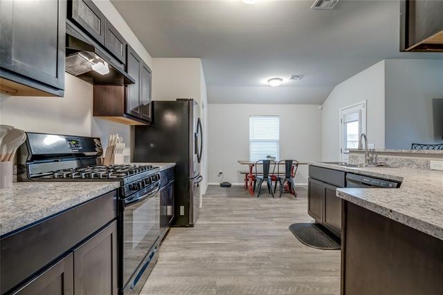 1412 Peridot Lane, Noble, OK 73068