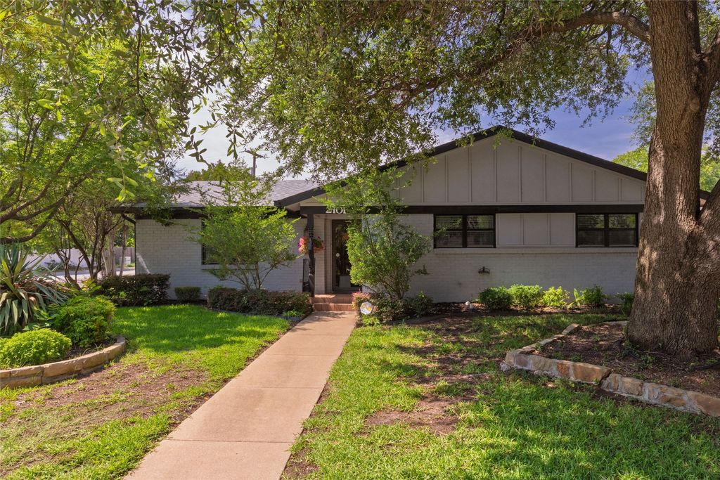 2101 Gettysburg Place, Bedford, TX 76022