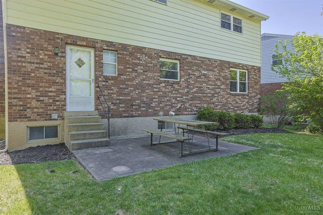 7960 Rambler Place, Mt Healthy, OH 45231