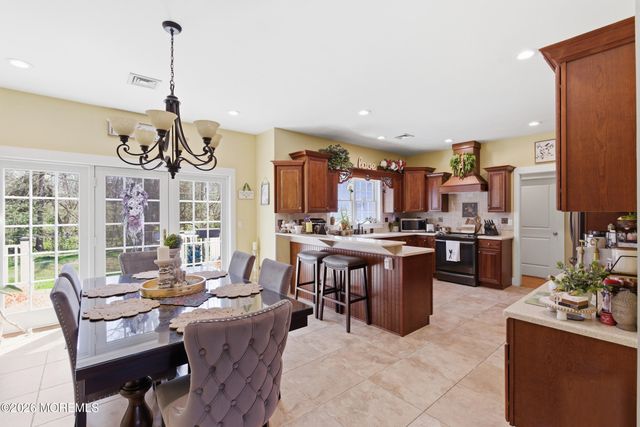 179 Denton Lane, Jackson, NJ 08527