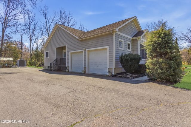 179 Denton Lane, Jackson, NJ 08527