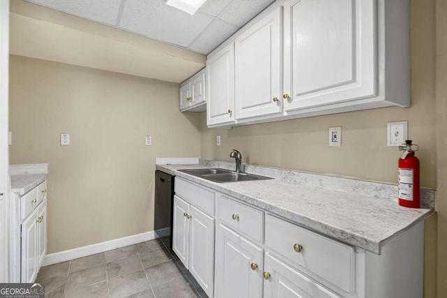 3025 Kaley Drive NW, Kennesaw, GA 30152