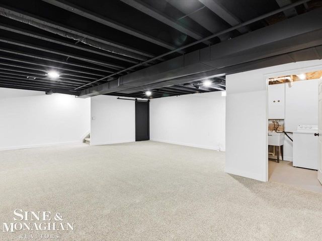 20411 E 14 Mile Road, Clinton Township, MI 48035