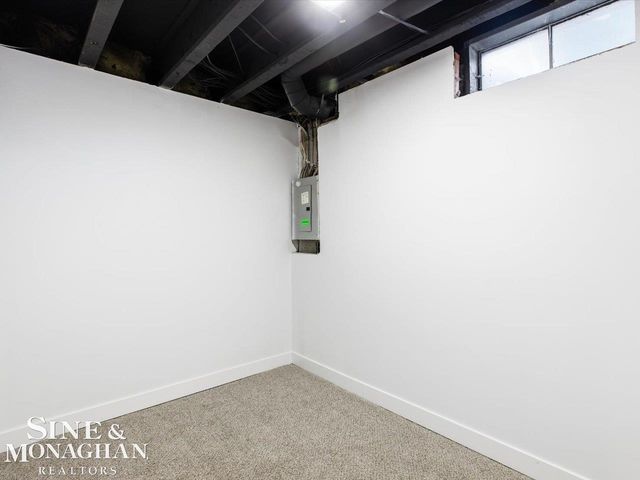 20411 E 14 Mile Road, Clinton Township, MI 48035