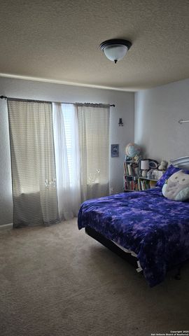 5203 Roan Brk, San Antonio, TX 78251