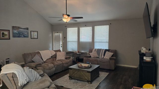 5203 Roan Brk, San Antonio, TX 78251
