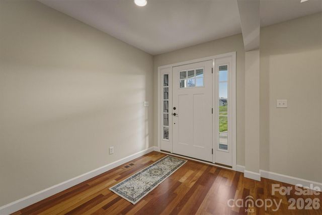 5205 South Oak Circle, Granite Falls, NC 28630