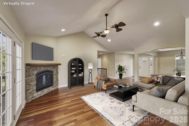 5205 South Oak Circle, Granite Falls, NC 28630