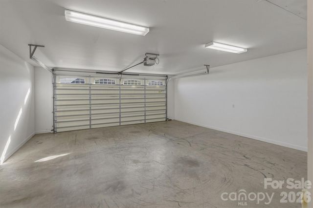 5205 South Oak Circle, Granite Falls, NC 28630