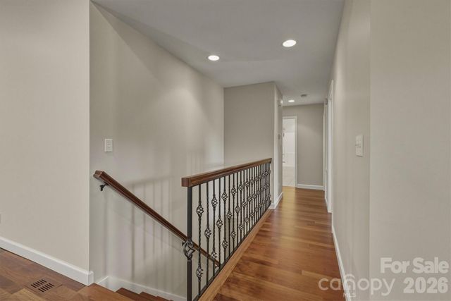 5205 South Oak Circle, Granite Falls, NC 28630