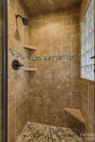 5205 South Oak Circle, Granite Falls, NC 28630