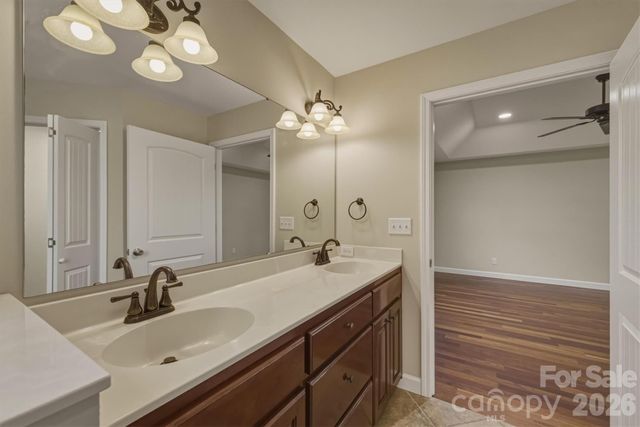 5205 South Oak Circle, Granite Falls, NC 28630