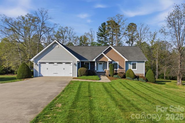 5205 South Oak Circle, Granite Falls, NC 28630