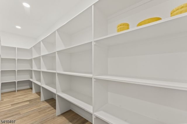 1690 Hamburg Tpke, Wayne Twp., NJ 07470