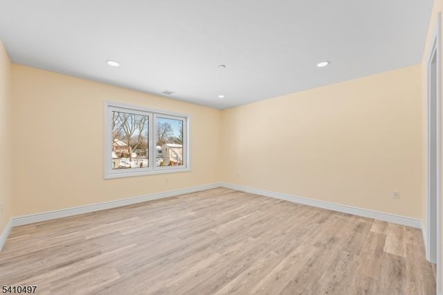 1690 Hamburg Tpke, Wayne Twp., NJ 07470