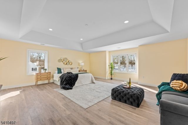 1690 Hamburg Tpke, Wayne Twp., NJ 07470