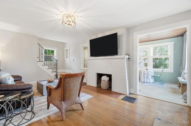 3110 Kinmont Street, Cincinnati, OH 45208